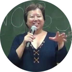 Foto de perfil da professora Eliza Tashiro Perez